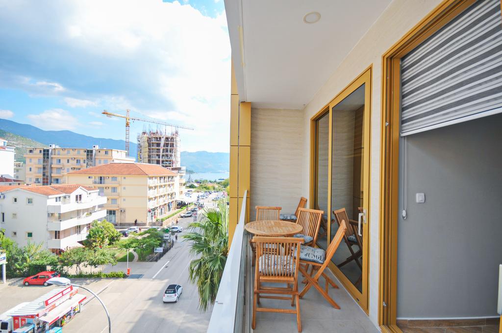 Sea Breeze Lux Apartments Будва Экстерьер фото