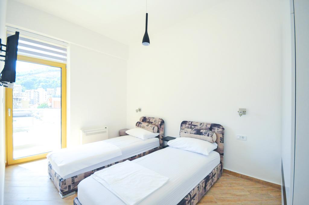 Sea Breeze Lux Apartments Будва Экстерьер фото