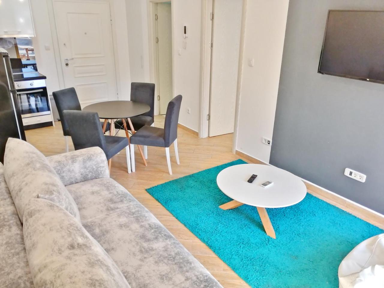 Sea Breeze Lux Apartments Будва Экстерьер фото