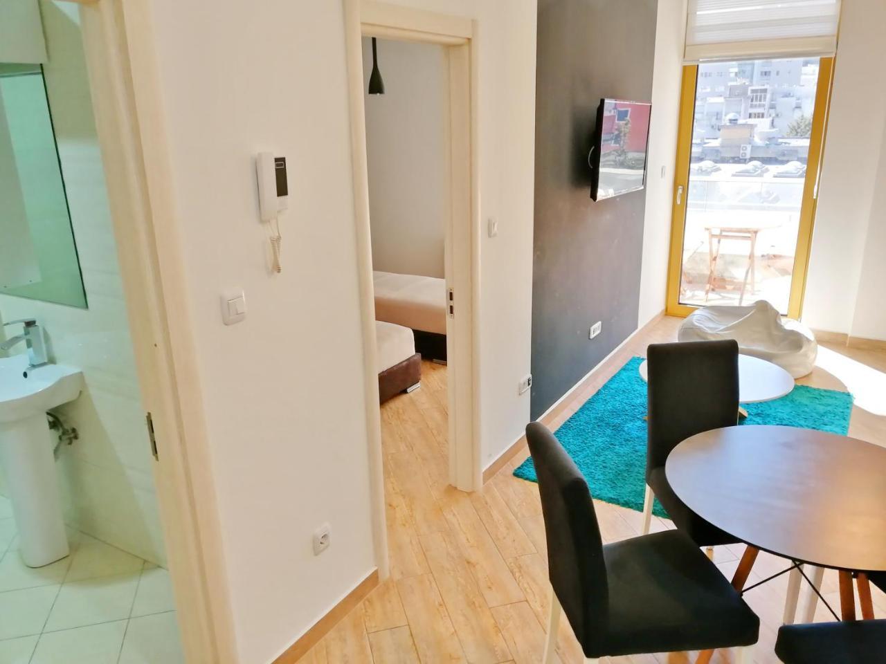 Sea Breeze Lux Apartments Будва Экстерьер фото