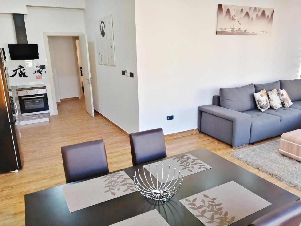 Sea Breeze Lux Apartments Будва Экстерьер фото