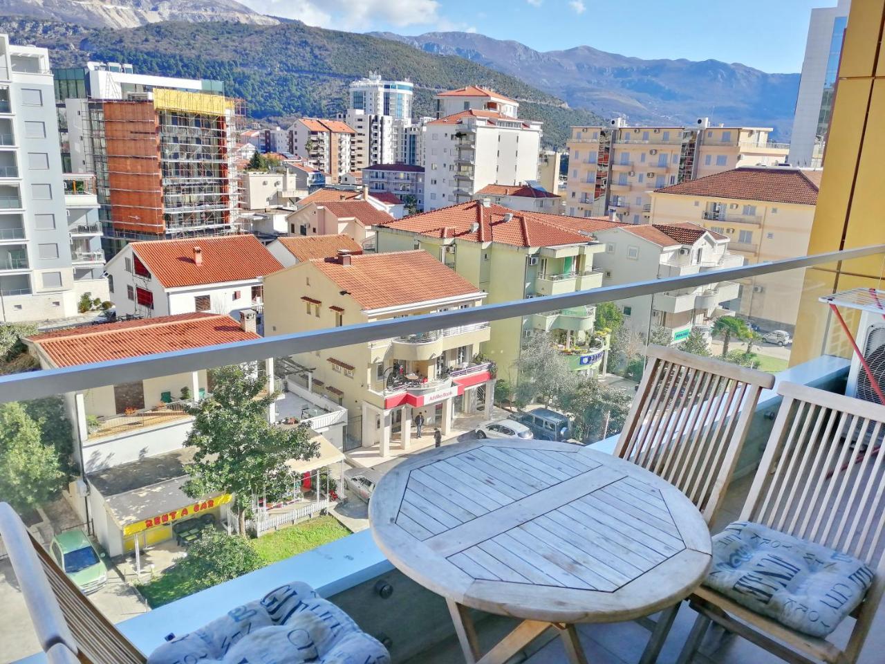 Sea Breeze Lux Apartments Будва Экстерьер фото
