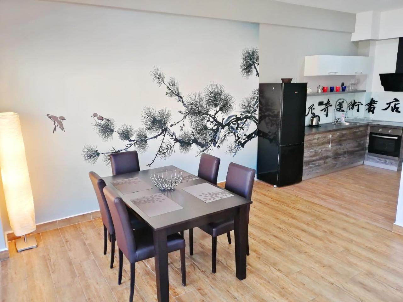 Sea Breeze Lux Apartments Будва Экстерьер фото