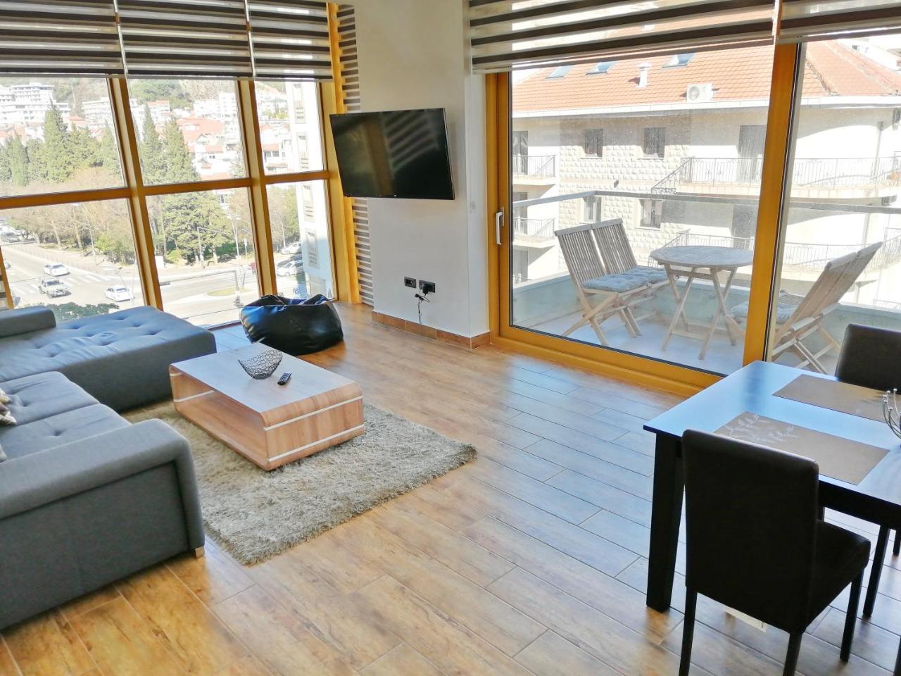 Sea Breeze Lux Apartments Будва Экстерьер фото