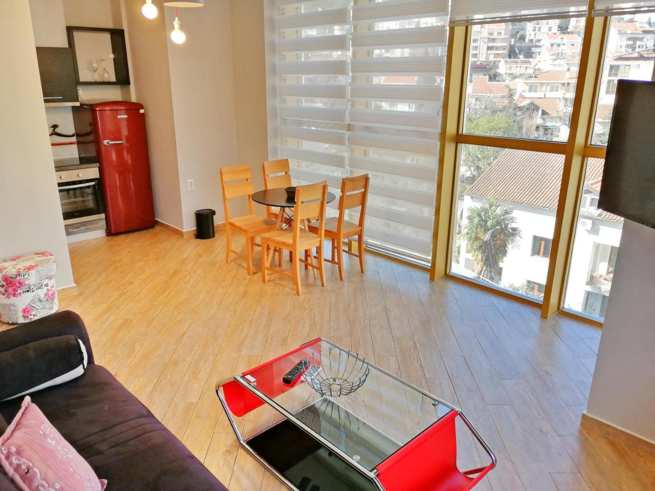 Sea Breeze Lux Apartments Будва Экстерьер фото