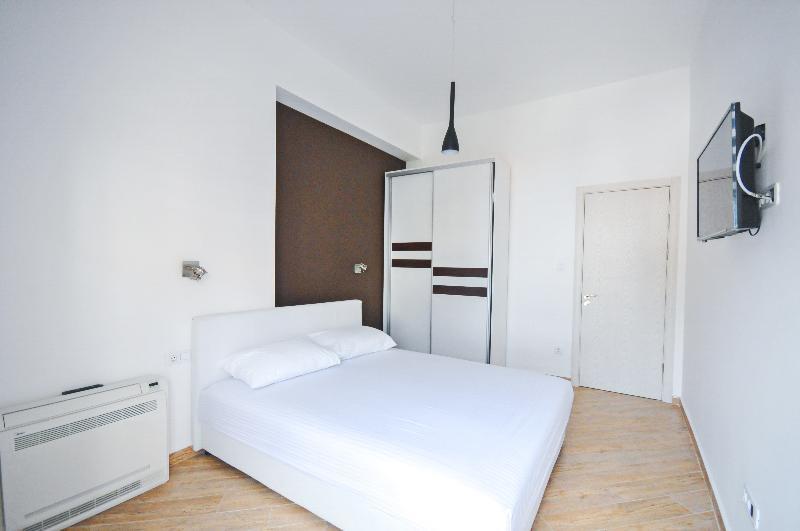 Sea Breeze Lux Apartments Будва Экстерьер фото